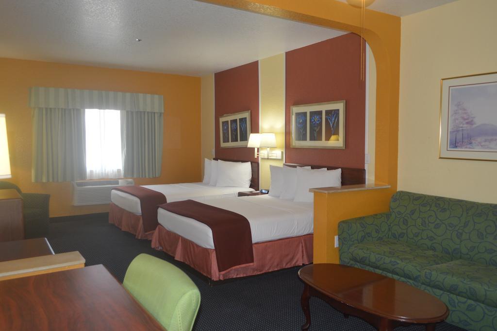 Howard Johnson By Wyndham San Antonio Hotel & Suites 外观 照片