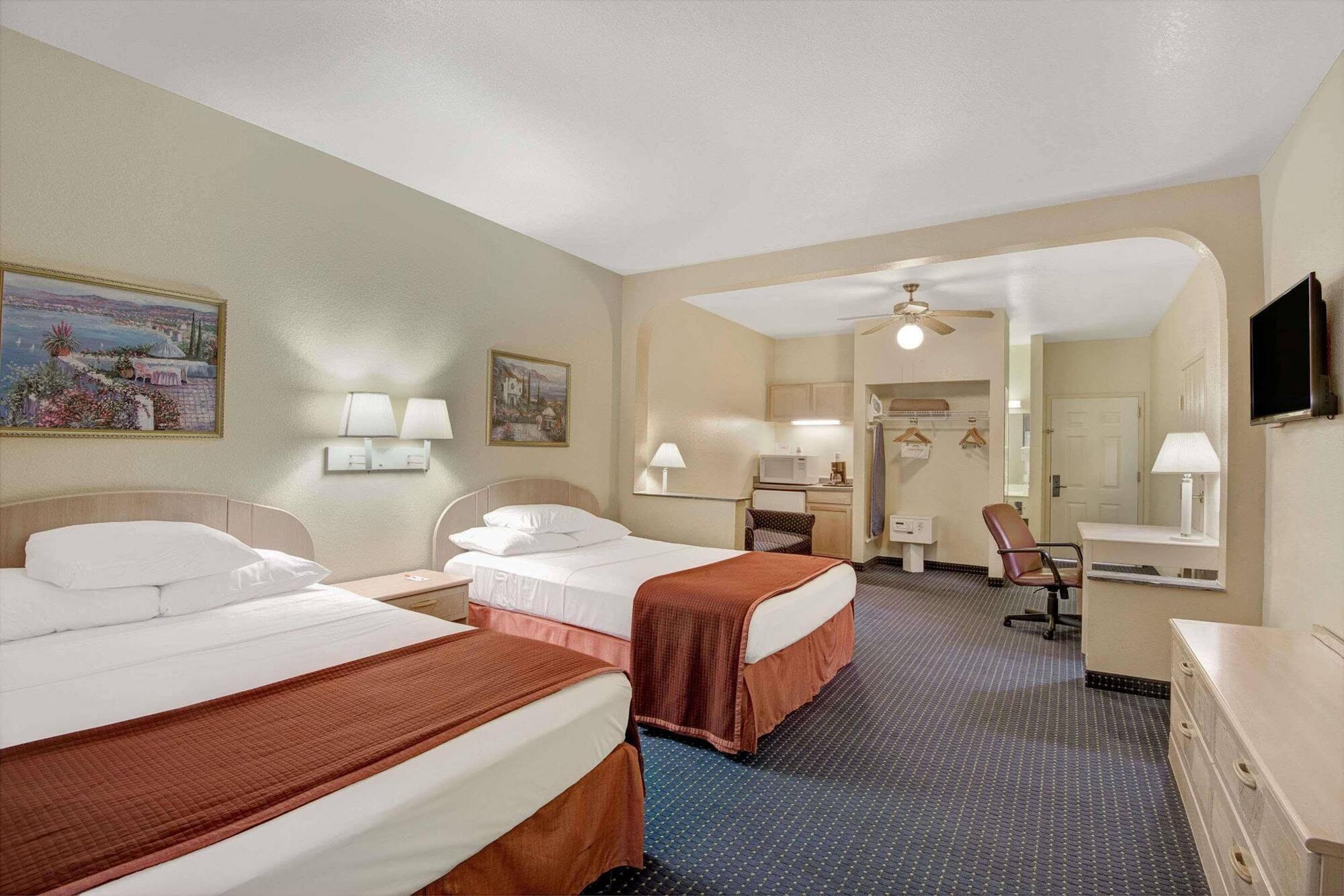 Howard Johnson By Wyndham San Antonio Hotel & Suites 外观 照片